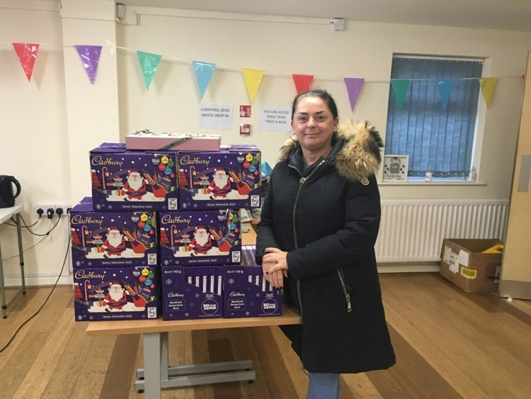 A huge thank you to this wonderful woman Nikki Murphy from @KnowsleyLifts services who donated selection boxes towards our family Christmas party. We are very grateful of your support.