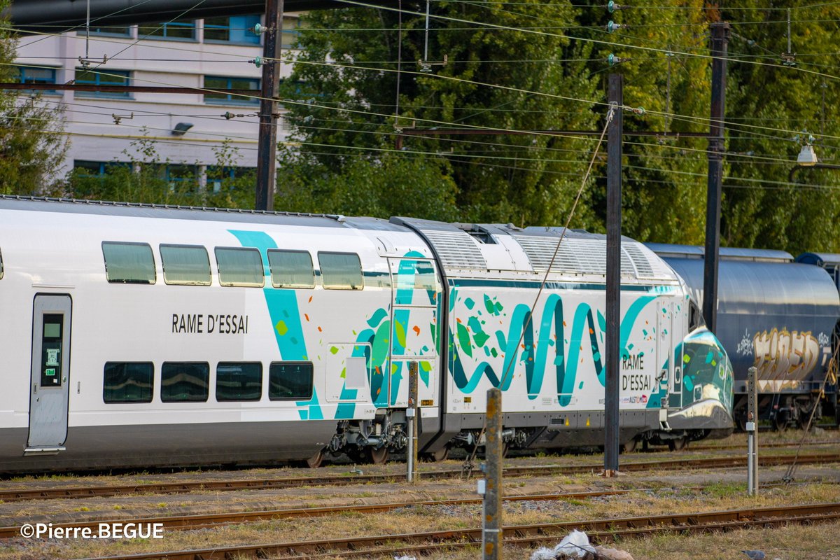 #LeSaviezVous ? La #LGVSEA a accueilli les essais du #TGVM pendant plusieurs semaines 💪. La rencontre d’une rame et d’une infrastructure dernière génération au service de la mobilité et de l'environnement 🌍
<a href="/NvelleAquitaine/">Nouvelle-Aquitaine</a> <a href="/SNCFReseau/">SNCF Réseau</a> <a href="/SNCFVoyageurs/">SNCF Voyageurs</a> <a href="/TGVINOUI/">TGV INOUI</a> <a href="/MESEA_LGVSEA/">MESEA</a>