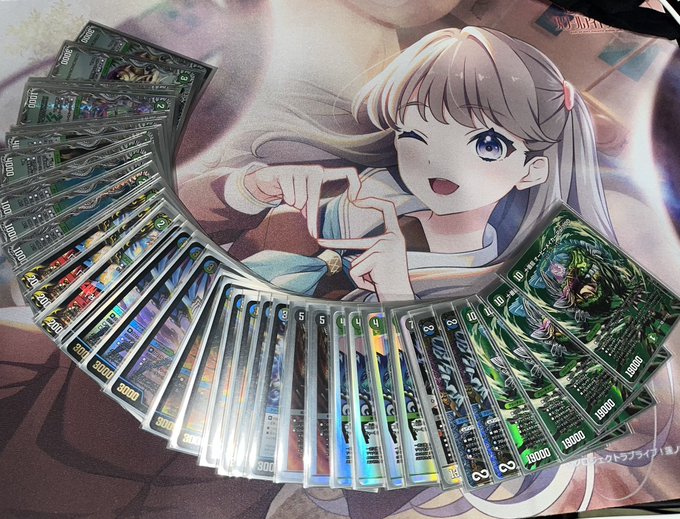 今日はオービーとめぐマットのCS初陣でした
GPささぼーのファンデッキ(同音異義語)なので、今後自分でもいじくれるように頑張りたい 