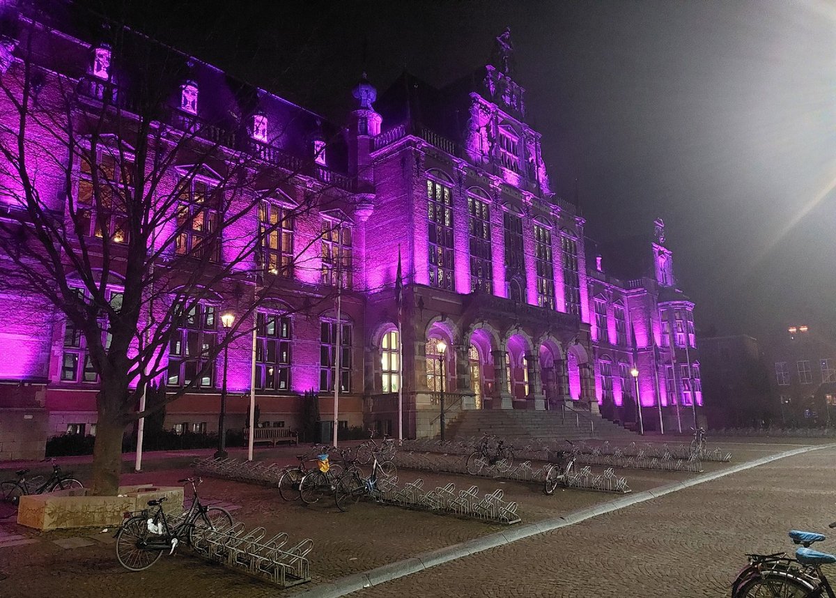 univgroningen's tweet photo. Today the university turns purple for Purple Friday 💜 On this day, we emphasize that everyone is accepted at the UG, regardless of sexual orientation, gender identity, or expression! 

Dress up in something purple and show your support! 💪
https://t.co/VxGdegVdNz #PaarseVrijdag https://t.co/BCFFfLqy6x