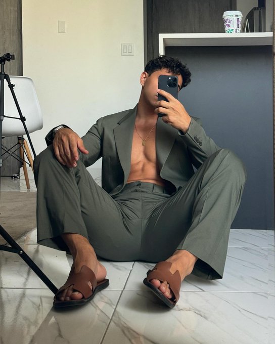 Morning https://t.co/5RuHtR8rEJ