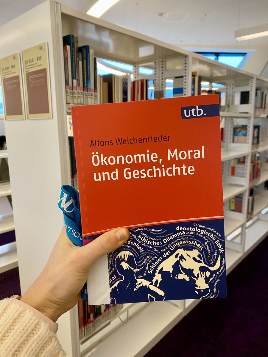 RubyDoeleman's tweet image. picked up a new read from the WU library! @AlfonsJ64