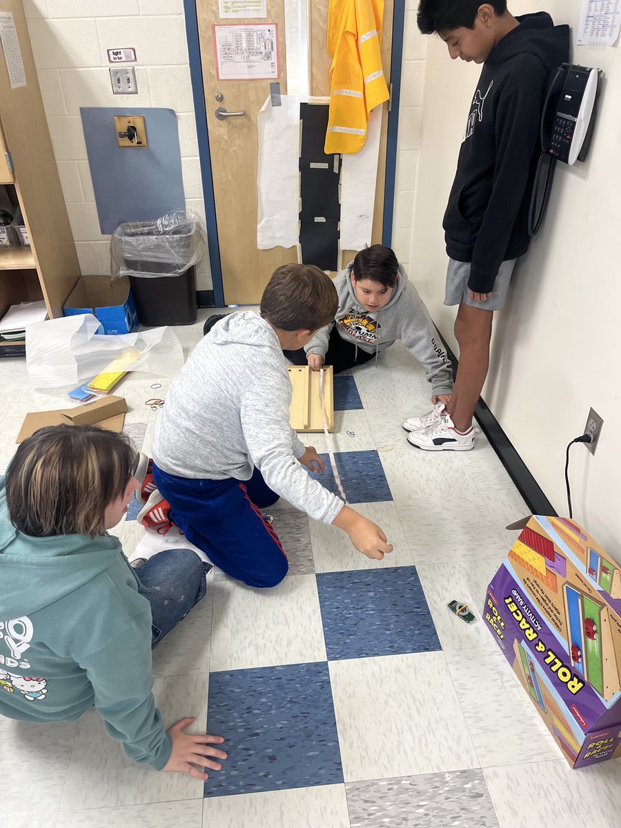 Our 5th graders were super excited about their hands on force of motion experiments today. ⁦<a href="/MVESBobcats/">MVESBobcats</a>⁩