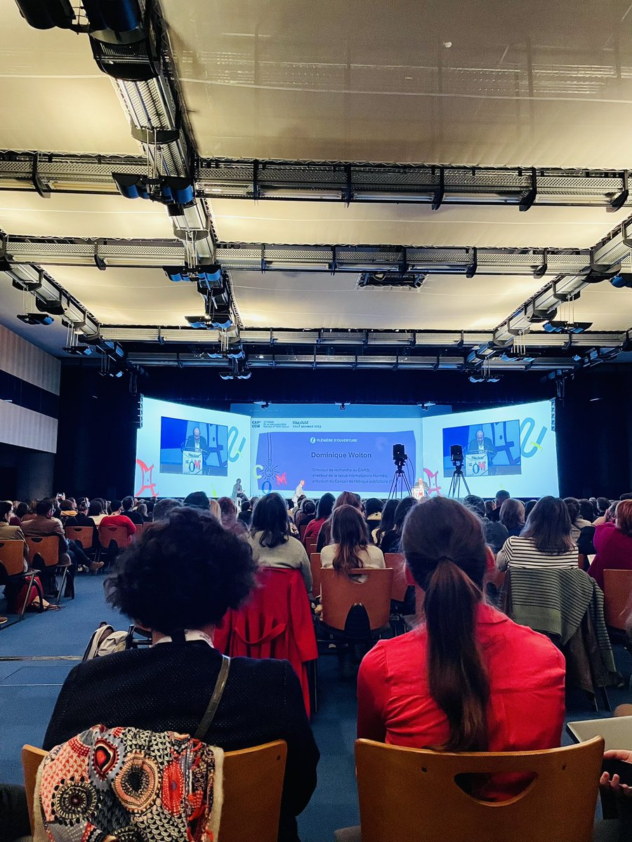 BaptisteMaurel's tweet image. Dominique Wolton au forum Cap’ Com : « Communicants publics, vous avez à gérer l’incommunication, la négociation. L’Europe est l’exemple de cette incommunication, notre plus bel espoir. Gérer l’incommunication c’est la condition pour éviter la guerre ! »
#capcom23 #compublique