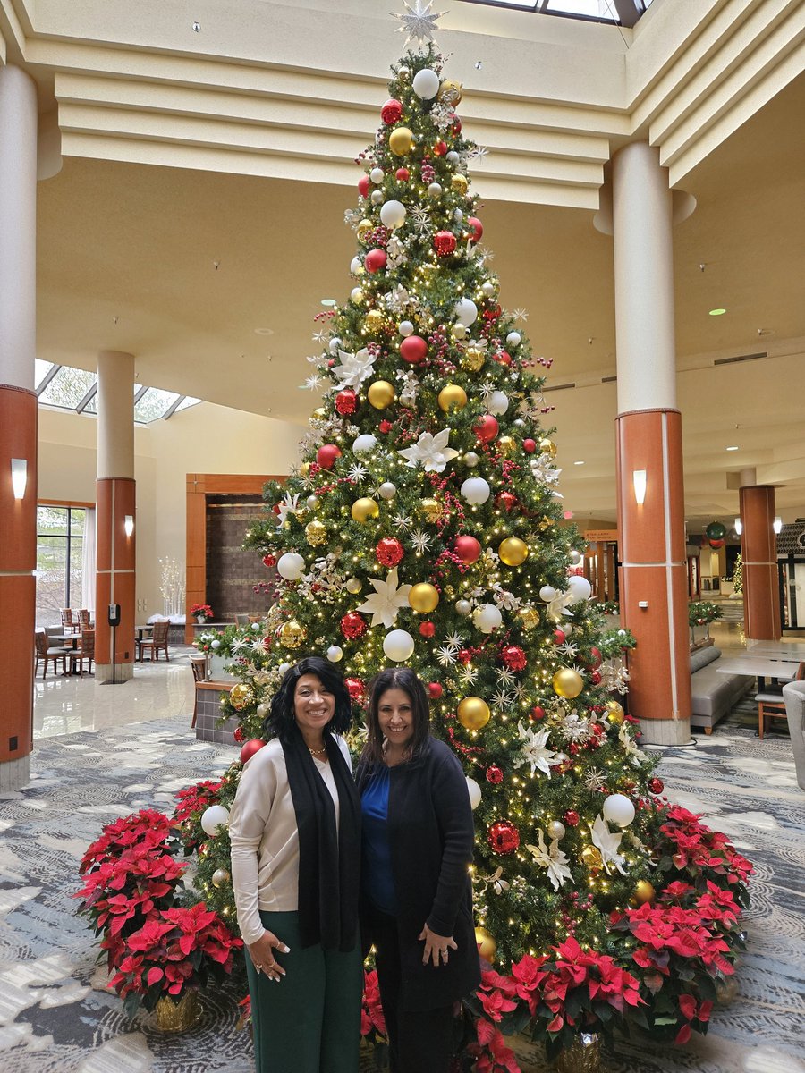 Great to see <a href="/MEMSPA/">MEMSPA</a> President @detra_fields and @naesp President <a href="/CaraballoSuarz/">Liza Caraballo-Suarez Ed.D.</a> together for #MEMSPA23! Here we go at the Grand Traverse Resort - are you ready?