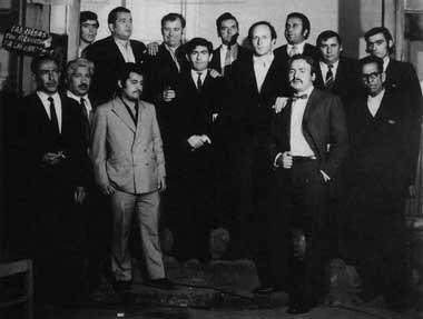 camarindu's tweet photo. Hoy a las 16h, se inaugura la Cátedra Ruiz c/ “Nadie dijo nada” + una conversación con Valeria Sarmiento y Silvio Caiozzi moderada x Dominga Sotomayor.

Este nvo. lugar de encuentro, celebrará la obra d RR y el cine ppmente tal. 

El 2024 contempla sorpresas pa saltar de emoción. https://t.co/AJpFmIogQ9