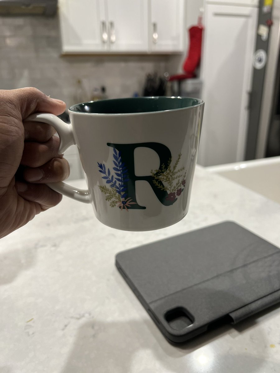 kayveeekay's tweet photo. #Coffeemugtwitter https://t.co/itqGepm37R