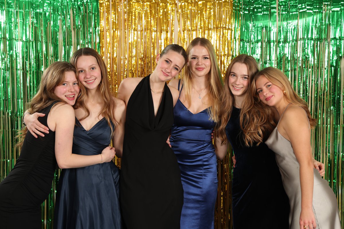 VerlucianCommunity tweet media