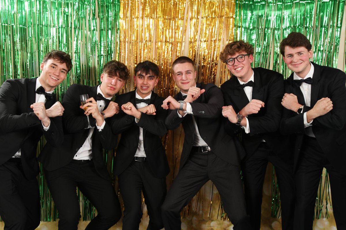 VerlucianCommunity tweet media