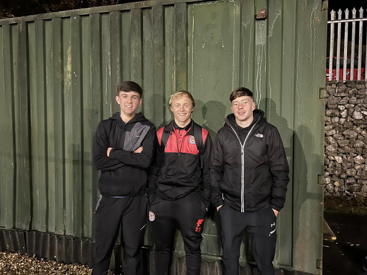 hydeunited's tweet photo. Another positive from last nights win, three academy lads involved in the first team squad. Joe Hatch scoring his first Hyde goal, Jack Foster getting his first minutes in goal and Alex Pritchard with an assist. Well done lads 👏🏻

#TigersHyde #OneClub https://t.co/qgmoI3UwnK