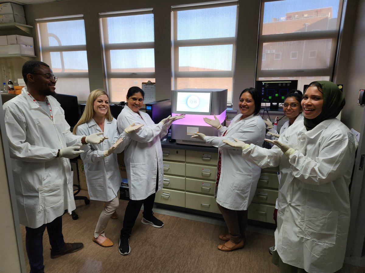 krisp_news's tweet photo. Last week we had @illumina instrument training and training on the Viral Surveillance Panel for rapid detection of pathogens.
Special thanks to @Separations001 & Mariette for such an interesting week.
#training #nextseq2000 #surveillance
Pics courtesy of Kourush Fassihi* https://t.co/kyqjh6qpl6