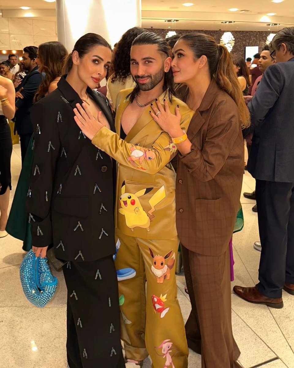 tushabasayed5's tweet photo. #Orry at #TheArchies premiere night! https://t.co/XqrNrZAlLA