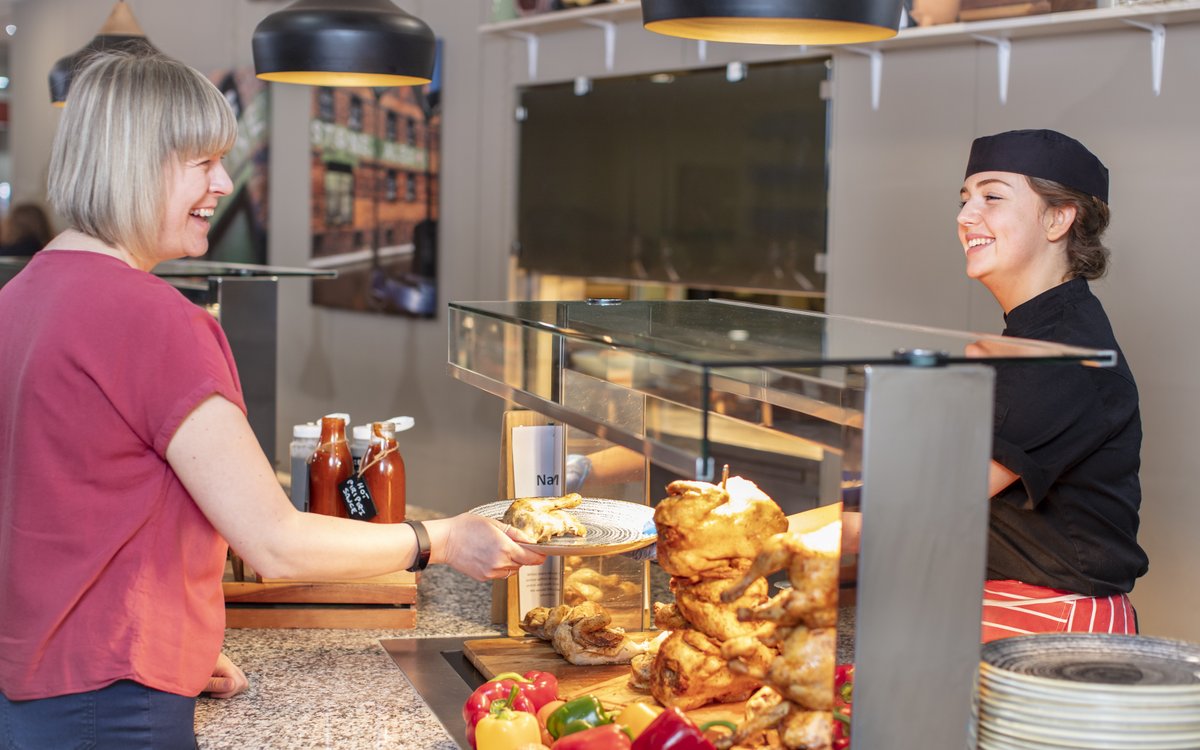 Tired of the same old boardroom meetings and bland catered lunches? We've got the secret recipe to spice up your corporate gatherings! 🤝

Book your spot now and savour the culinary magic that sets them apart from the rest. yarnfieldpark.com/conference-cen… 📅