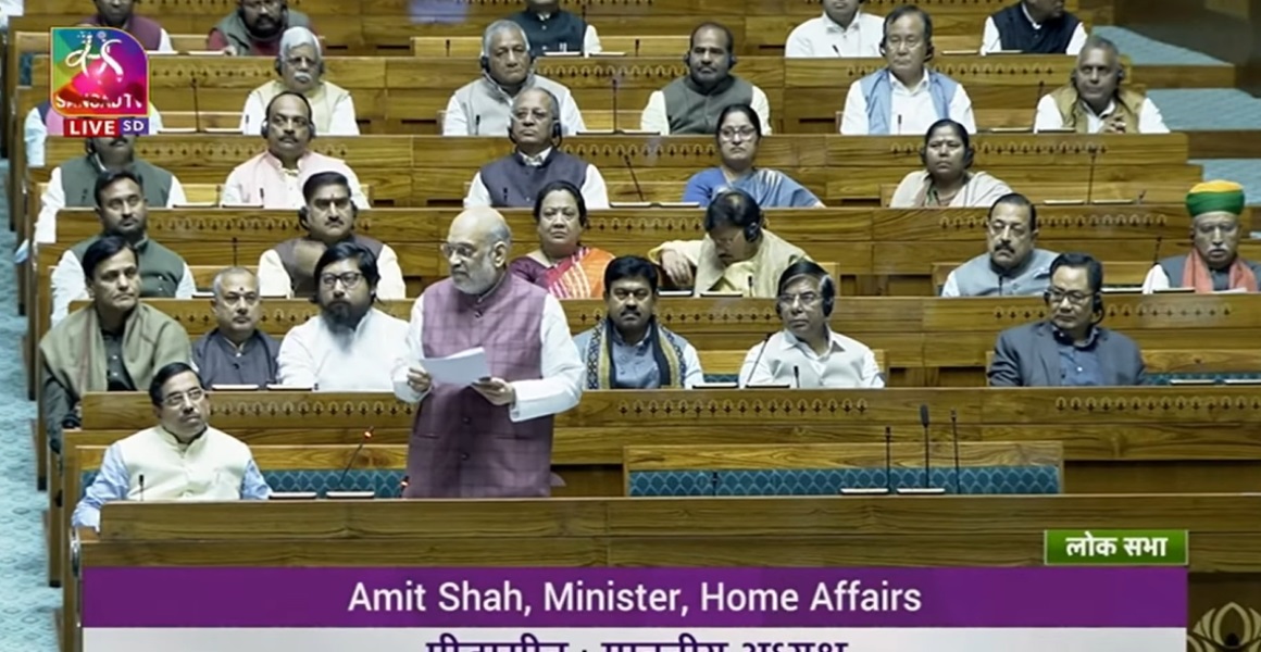 आर्थिक रूप से पिछड़े लोगों को आरक्षण देने की बात कभी नहीं की गई। श्री नरेन्द्र मोदी की सरकार ने आर्थिक रूप से पिछड़े छात्रों को 10% आरक्षण दिया।

- श्री <a href="/AmitShah/">Amit Shah</a>

#AmitShahInLokSabha