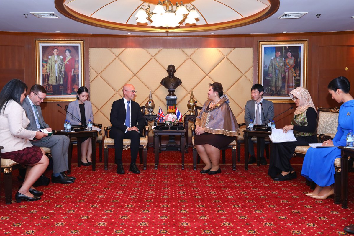 markgooding's tweet photo. Enjoyed meeting Minister for Higher Education, Science and Innovation HE Supamas Isarabhakdi today to discuss expanding 🇬🇧🇹🇭 links in science and research, in university collaboration, and in English language training in Thailand. A real priority for us all. https://t.co/nnOnPS7wq7