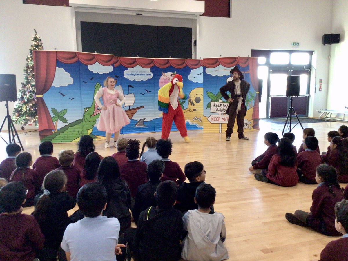 BramblesHolly tweet media