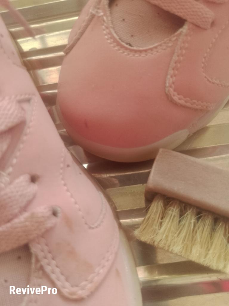 ReviveProHQ's tweet photo. We are the sneaker cleaning company that is going to serve you well because we care about your sneakers as you do.
For more info call/WhatsApp us at +256 780 967 615.
#WeAreRevivePro #ReDefiningSneakerCare https://t.co/V8gGUZRgBD