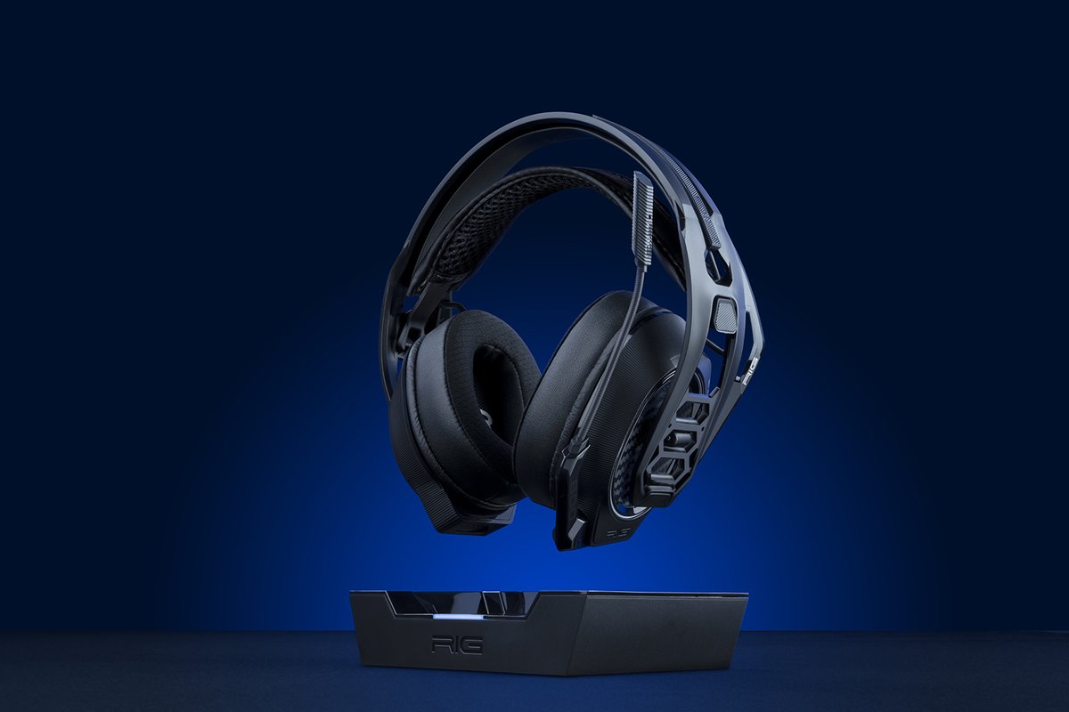 Nacon's tweet photo. Tired of your cable getting in the way? The RIG 800HS wireless headset is for you! π§π·
π https://t.co/XhM8QFnzCv
#800PRO #HeadsetsWireless #RIGGaming https://t.co/ADXQjkUlD9