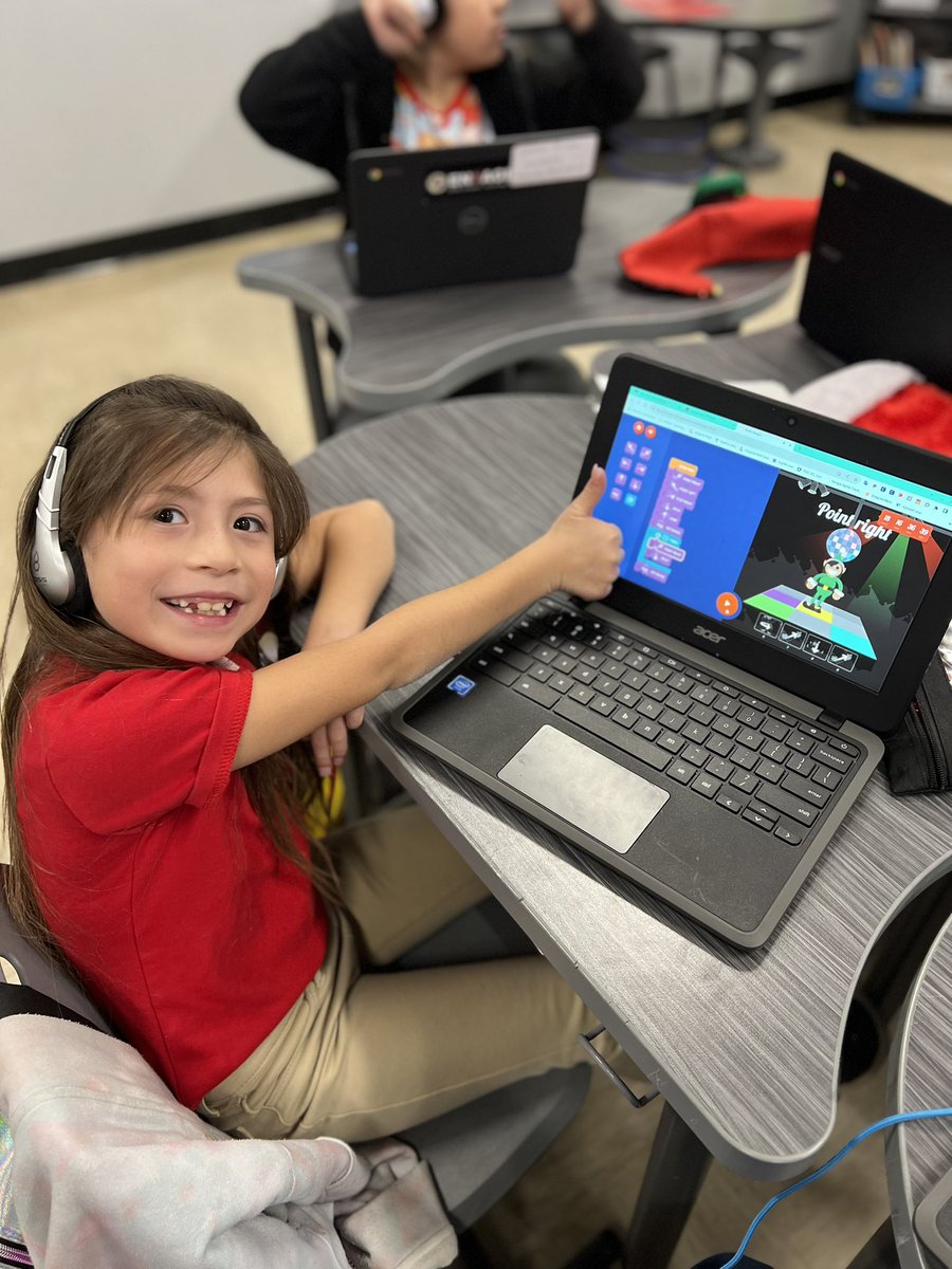 We had our second day of Hour Of Code today. Our students are so excited. #THEDISTRICT, #OFOD,#OneSchoolOneTeam,#AztecSquad