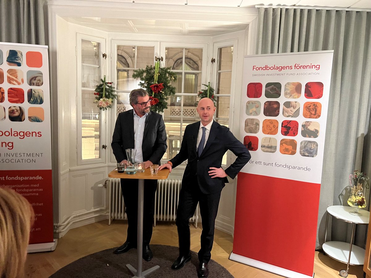 Stort tack till alla som deltog på föreningens glöggmingel igår! Vi är glada över att ni ville komma och mingla med oss och inviga julsäsongen. Speciellt tack till statssekreterare Johan Almenberg för ett bra samtal om behovet av förbättrad fondlagstiftning.