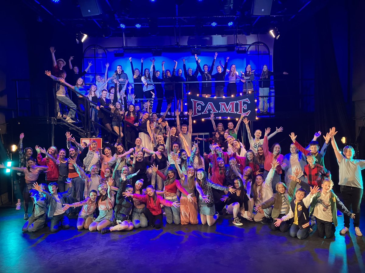 MinsterMusicDpt's tweet image. What have you done in the past 8 days? We’ve had 6 brilliant performances of FAME, a performance at the @RoyalNottingham for the @nottsmusichub  Christmas Concert and a performance of #Messiah at @SouthwMinster.  Still our @minster_school Christmas Concert to go! @MITRETrust