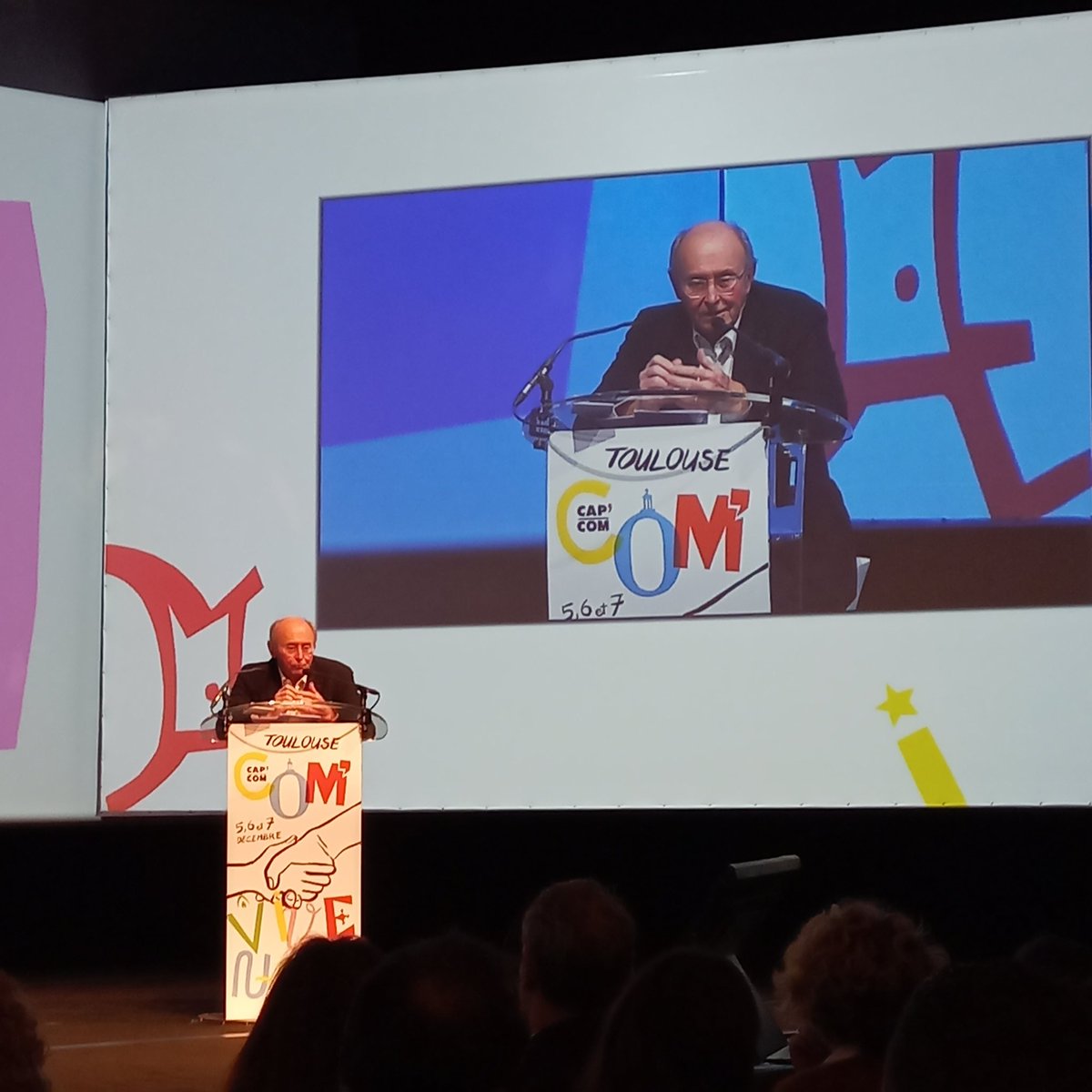 LaurentRiera's tweet image. "Le combat anthropologique se mène sur le terrain. Il faut réhumaniser les relations sociales, lutter contre l'utopie technologiste, qui ne fait qu'accentuer la solitude et l'acommunication" @WoltonDominique #capcom23 #compublique