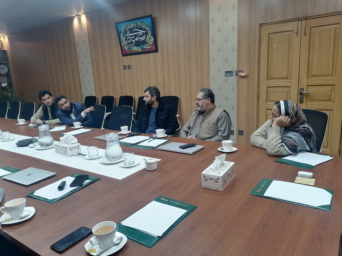 academia_kmu's tweet photo. Meeting of Institution #Biosafety Committee at @kmuofficial
#Biorisk https://t.co/m3U6tor6ac