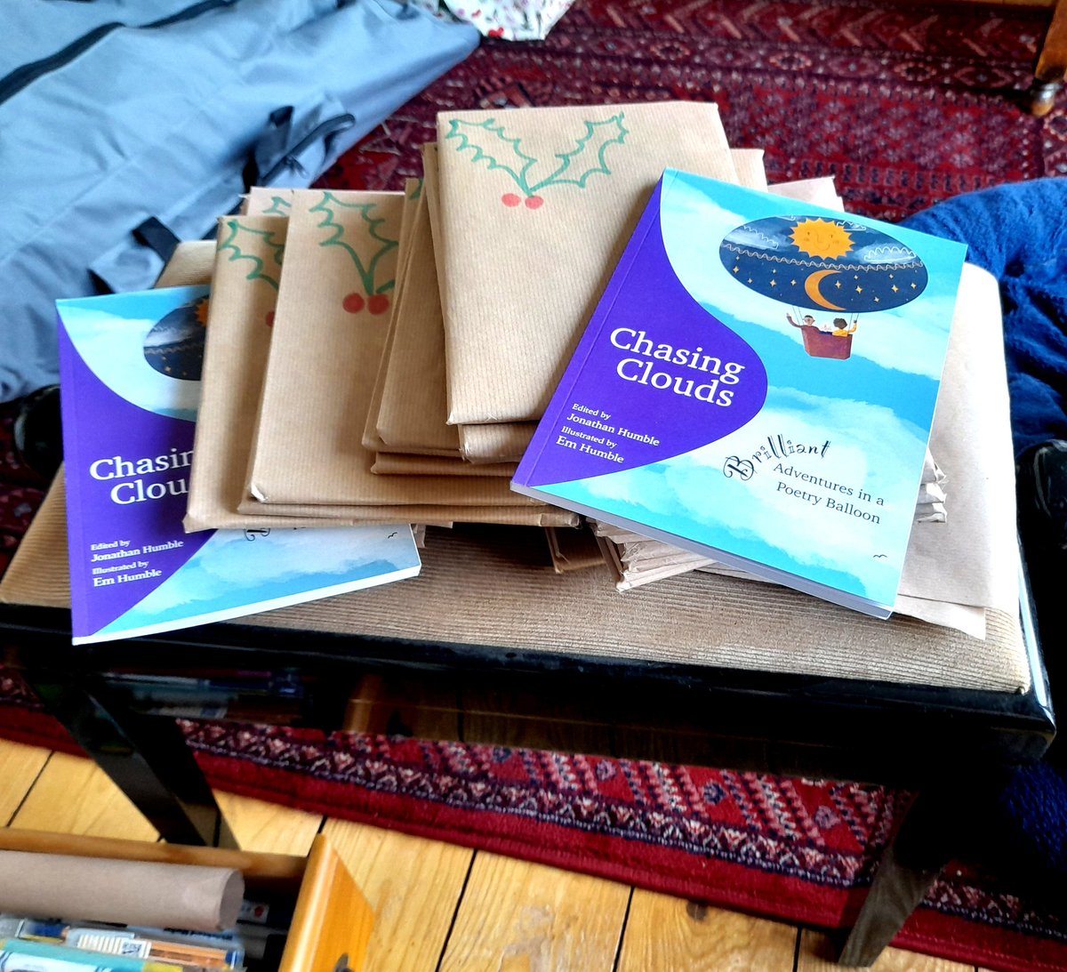 JonathanHumble's tweet photo. 30 copies of Chasing Clouds ready to be gifted to year 5 and 6 kids this Christmas ... #PoetryForChildren #DirigibleBalloon #Cumbria 🙂👍 https://t.co/UZdJn1DNWt