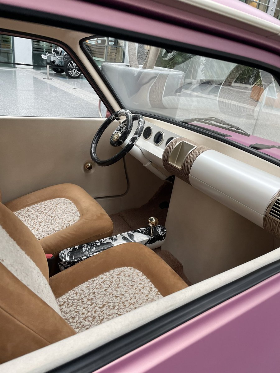 Pierre_VDB75's tweet photo. #R5Diamant #Renault5 au Technocentre @renaultgroup https://t.co/tNpchoMYcx