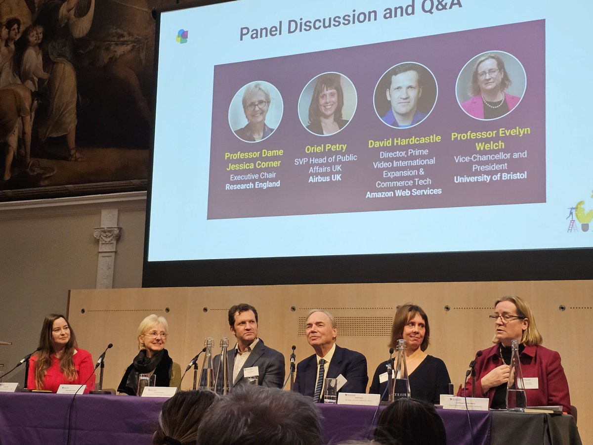 Charlesknight's tweet photo. @evelynwelch2013 talking about @BristolUni is the second largest employer in the city and has thus a responsibility is keenly felt. On marriages and partnetships, "get the lawyers in early" #sor23 https://t.co/eSUf7ms2vc