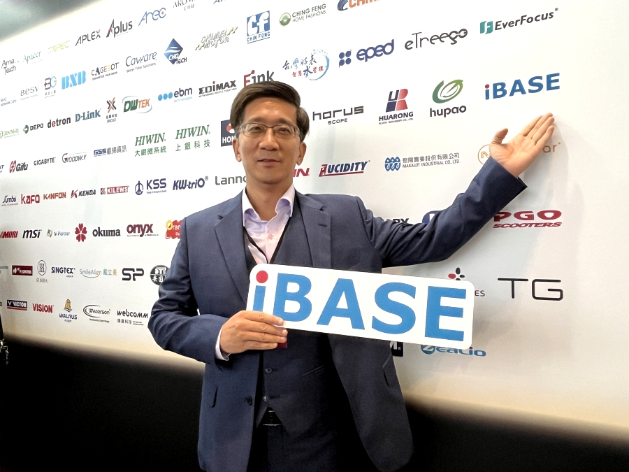 iBaseTech's tweet image. The 2024 Taiwan Excellence Award Ceremony was held today. IBASE was again recognized by the jury for its SI-624-AI Rugged Edge AI Computing System.
#TaiwanExcellence #AwardCeremony #EdgeAI #EdgeComputing #IndustrialPC