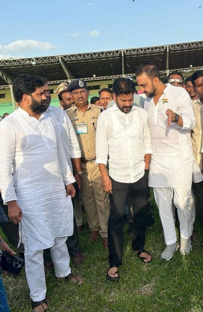ferozkhaninc's tweet photo. Heartiest Congratulations 🎊 to @revanth_anumula anna on becoming Chief Minister.
Your dedication, leadership &amp; vision have undoubtedly made this well-deserved accomplishment possible.
May your tenure be marked by prosperity, progress &amp; inclusive governance.

- Feroz Khan - https://t.co/5owdGS9WIm