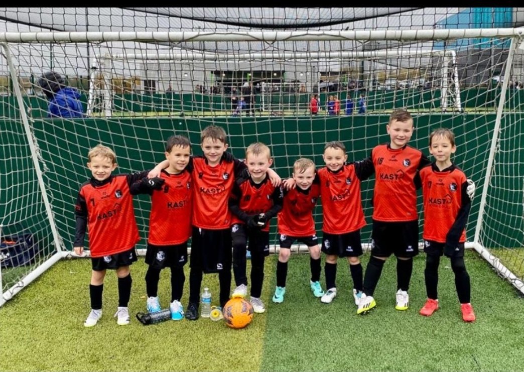 wintonwanderers's tweet photo. 🟠⚫️ Team Spotlight⚫️🟠

Winton Rams u7s formed from the academy, won the winton tournament,  in the MYSL division 1 and got to the Christmas cup semi final. The progress in the boys is amazing coached Sean and assistant Blaise.

Sponsored by
https://t.co/OHhvo3PhuU https://t.co/Yd4XvAXwtV