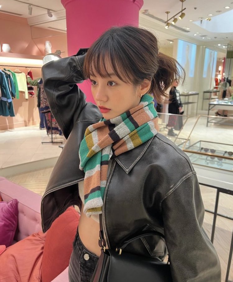 archivehyeri's tweet photo. ig update ♡ https://t.co/zSTFm1rkvw