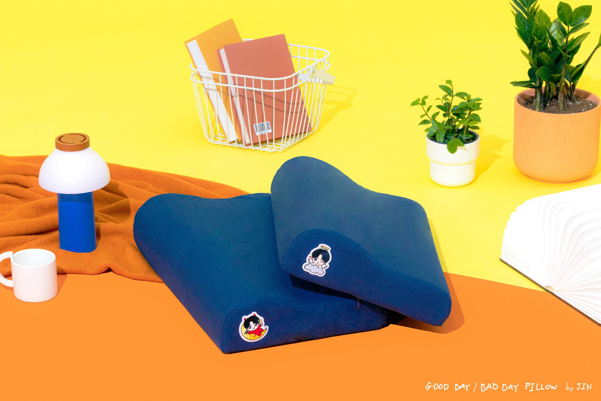 JIN PILLOW 枕 天使 GOOD DAY ARTIST-MADE ジン③