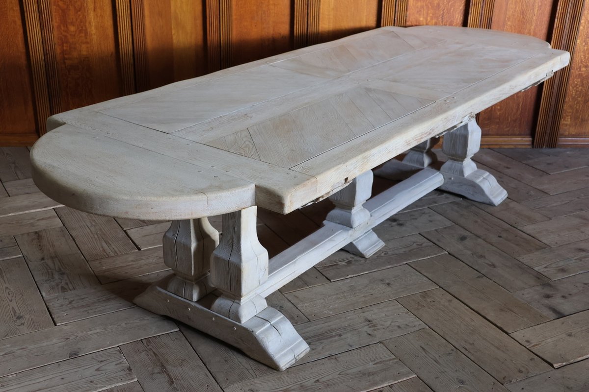 BrownriggUK's tweet photo. Large Early 20th Century French Bleached Oak Dining Table from a Monastery
https://t.co/pm2eIoFGbc
#oakdiningtable #antiquediningtable #frenchfurniture #antique #furniture https://t.co/rekS16DUzf