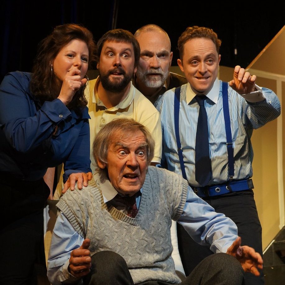 The Combined Actors of Cambridge present Alan Ayckbourn's hilarious festive farce, 'Season's Greetings', this week at the ADC. Get your tickets now from adctheatre.com/seasons
Photo by DeeDee Doke
#theatre #play #festive #christmas #holidays