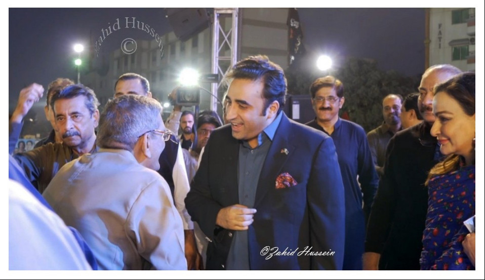 Meeting #fmbbz and #PPP chairman #BilawalBhuttoZardari at #Nashtar Park to mark the 55th #PPPFoundationDay. I covered 4th Chairman of PPP at #NashtarPark. Previously I covered #Bhutto twice, #BegumNusratBhutto twice, #SMBB twice here at Nishtar Park.  #zahidpix