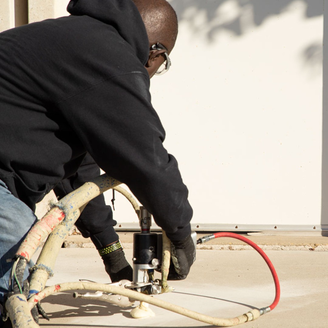 huntsman_build's tweet image. GEOLIFT is a water-blown #ConcreteLifting foam ideal for both residential and commercial applications on driveways, sidewalks &amp;amp; patios. With hydrophobic properties, #GEOLIFT may be applied in a wider ambient temperature range. #HuntsmanBuildingSolutions huntsmanbuildingsolutions.com/en-US/products…