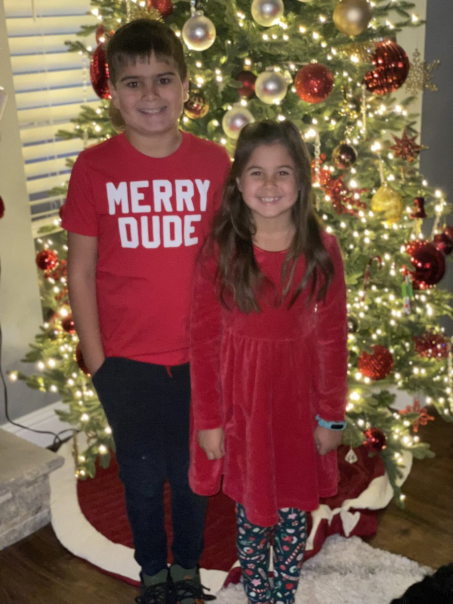 Red and green for the first day of 12 days before winter break <a href="/SonntagElem/">Sonntag Elementary</a>