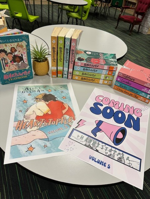 BVGATheHub's tweet photo. Announcement! Volume 5 of the Heartstopper series is released tomorrow! Look out for copies in the library @BVGATheHub soon! Who will read it first? @BVGAcademy  #Heartstopper #graphicnovel https://t.co/BVn9olrHOq