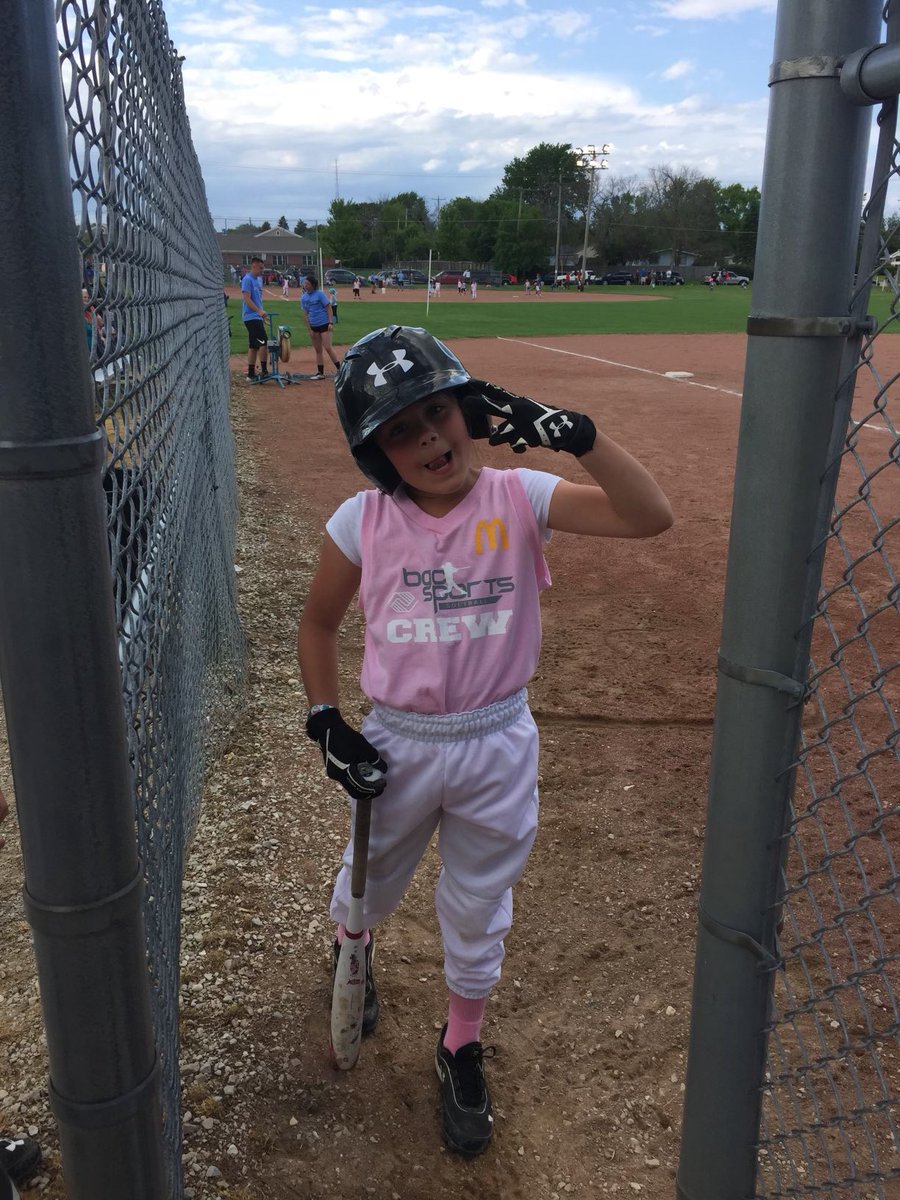 brooklynn_2025's tweet photo. GO PANTHERS! 💙🐾 @EIU_Softball 

@CoachArchibald @CoachSaiDaniels @tobyring19 https://t.co/qeqG1JduSg