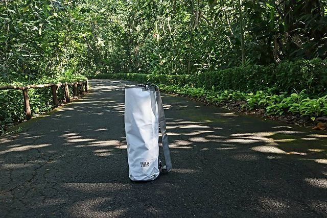Hull_Stern's tweet photo. Thank you @_thejoyoftraveling_ for bringing your Hull &amp; Stern dry bag to the La Mesa Eco Park 🌳🤍🍃 #hullstern #drybag https://t.co/FKvgFalJpk