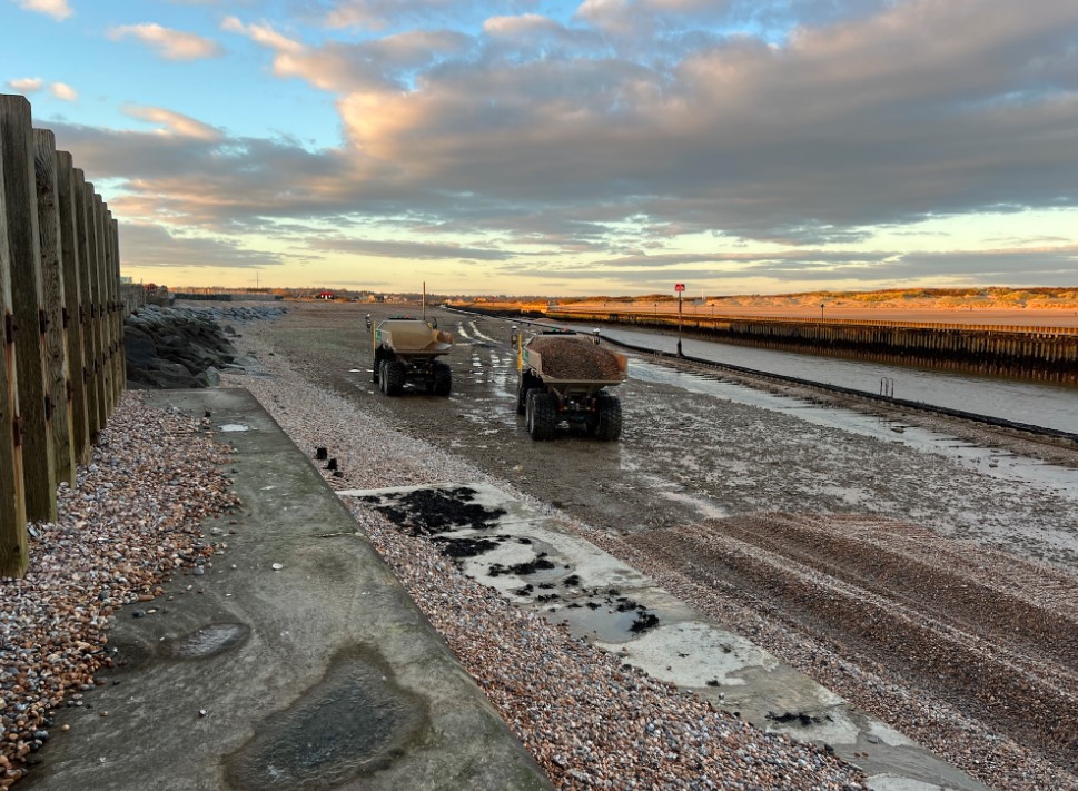 Recent storms led to shingle collecting in the channel to #RyeHarbour posing a threat to shipping. Our contractors @jtmackley dug out around 4000 tonnes of shingle – weighing more than 500 adult male African elephants! The shingle to be recirculated on Pett Beach. #WinterReady