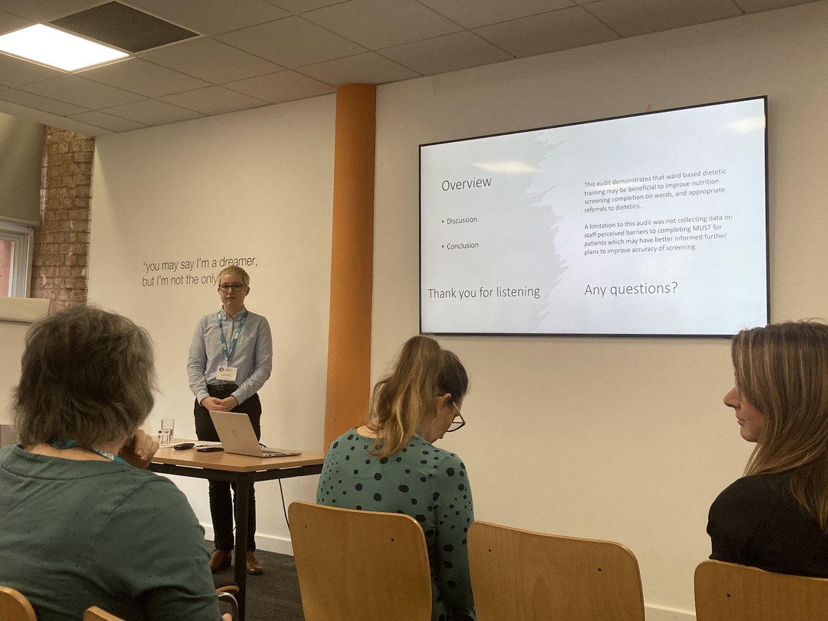 NDLeedsBeckett's tweet photo. There is still a need to educate and promote the importance of screening, especially knowing the impact of malnutrition on outcomes. An interesting presentation by LBU alumni Sarah Jeffrey.@LBUHealth @LBUDieteticssoc https://t.co/opqdKvJbCg