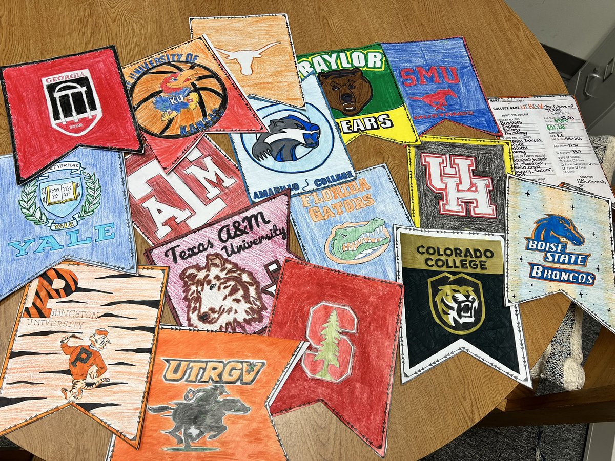 🎓 Our talented @LMMSPatriots showed their creativity by crafting unique college pennants. Congratulations to the winners of the prize raffle – your participation made this event a success! 🎉 #CollegeSpirit