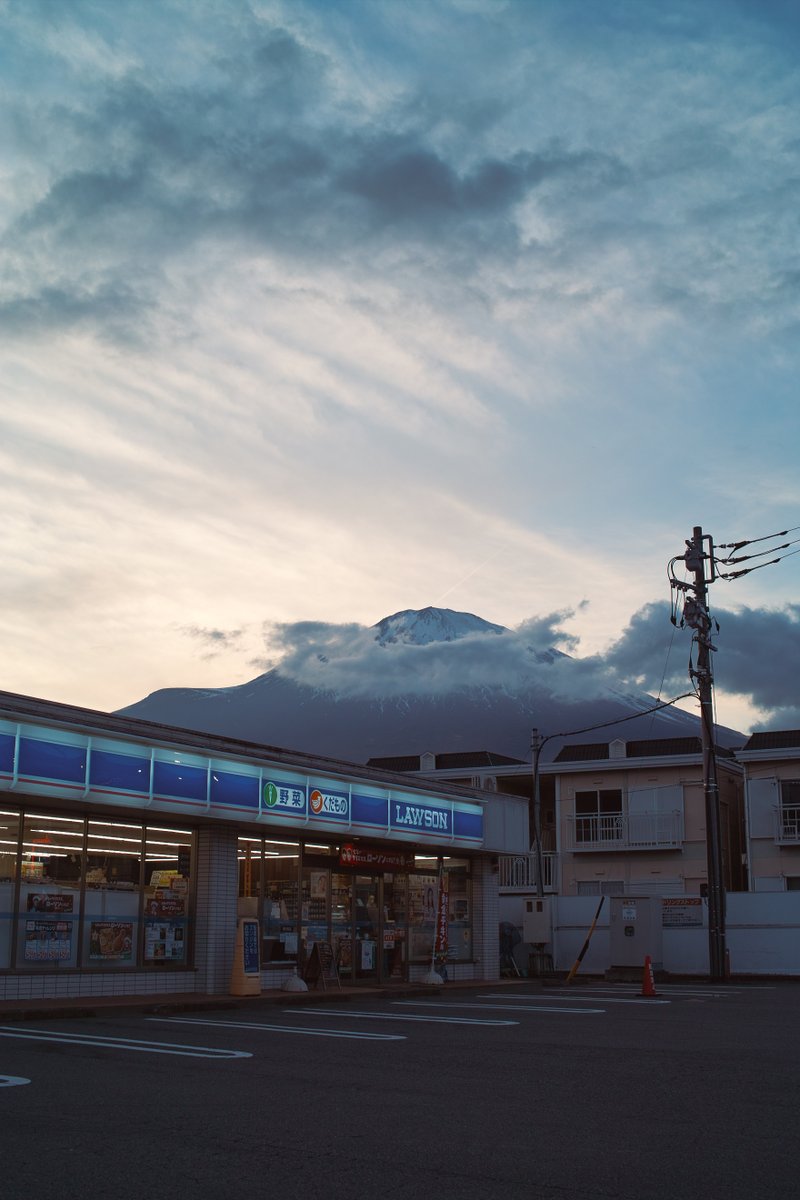 akanekofuji's tweet image. 静岡東部のローソン
#DP2 #Foveon