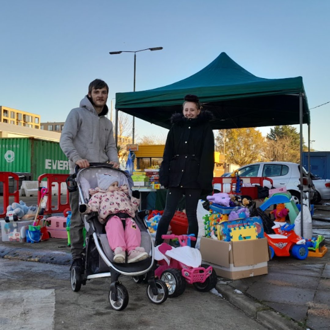 🎁Today - free Christmas toy giveaway! Factory Lane Household Reuse & Recycling Centre, CR0 3RL. Come and check out the toys donated to our reuse shop and see if you can pick up something for under your tree this Christmas. Open till 4pm. Please bring proof of address. @VeoliaUK