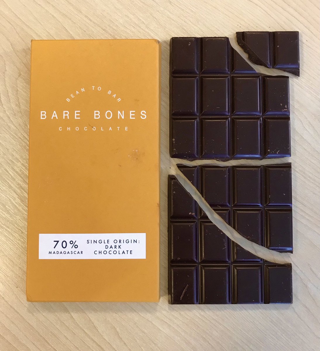 More about the chocolate from yesterday’s impromptu tasting at ⁦@paxtonscheese⁩ - it’s a Madagascan 70 per cent, so sharp berry flavours but also depth and richness. ⁦@bareboneschoc⁩ of Glasgow make beautiful bars, and Stilton accompaniment is optional…