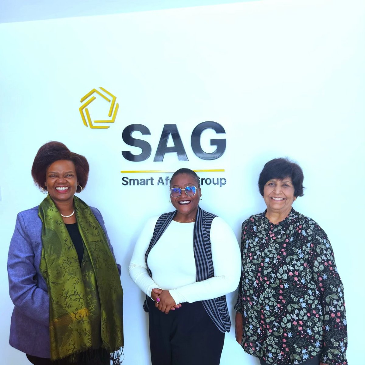SAGAfrica_'s tweet photo. Today, Hawa Mwakatundu, Business Director of @smartnology_, hosted a visit from the Executive Director of @Globalcompacttz and the Managing Director of @impactafya at the SAG offices to discuss the remarkable success of the @cwyptanzania webinar series. https://t.co/SbjN6sX8S6